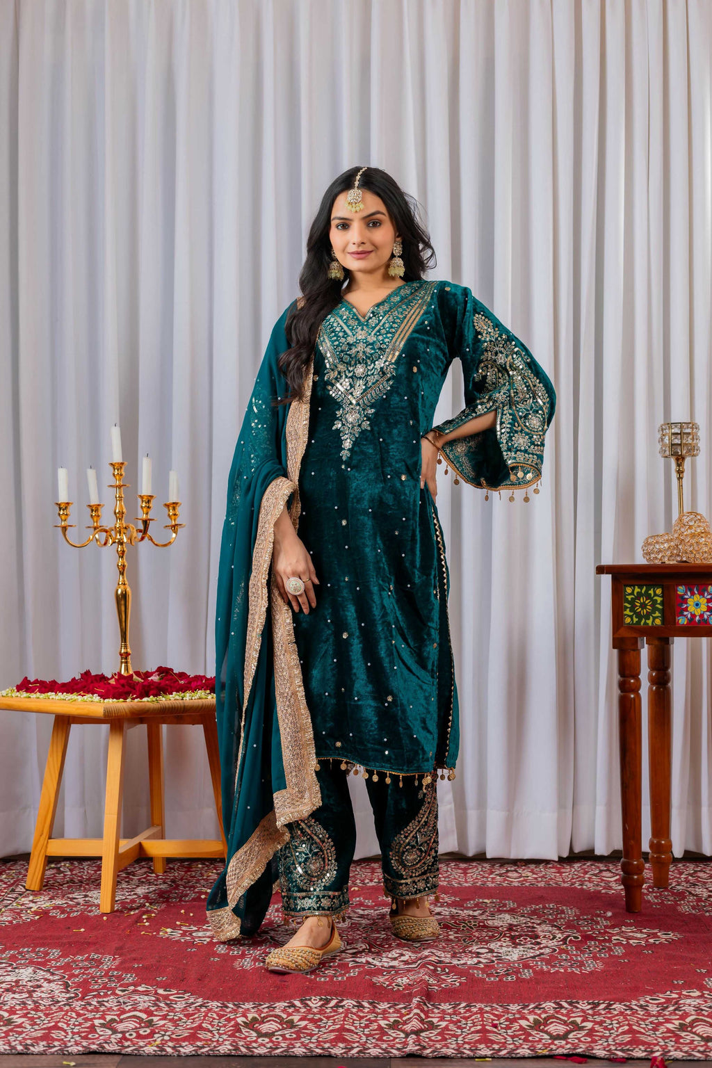 Joban Fashion Deep teal Velvet Embroidery Kurta Set - Distacart