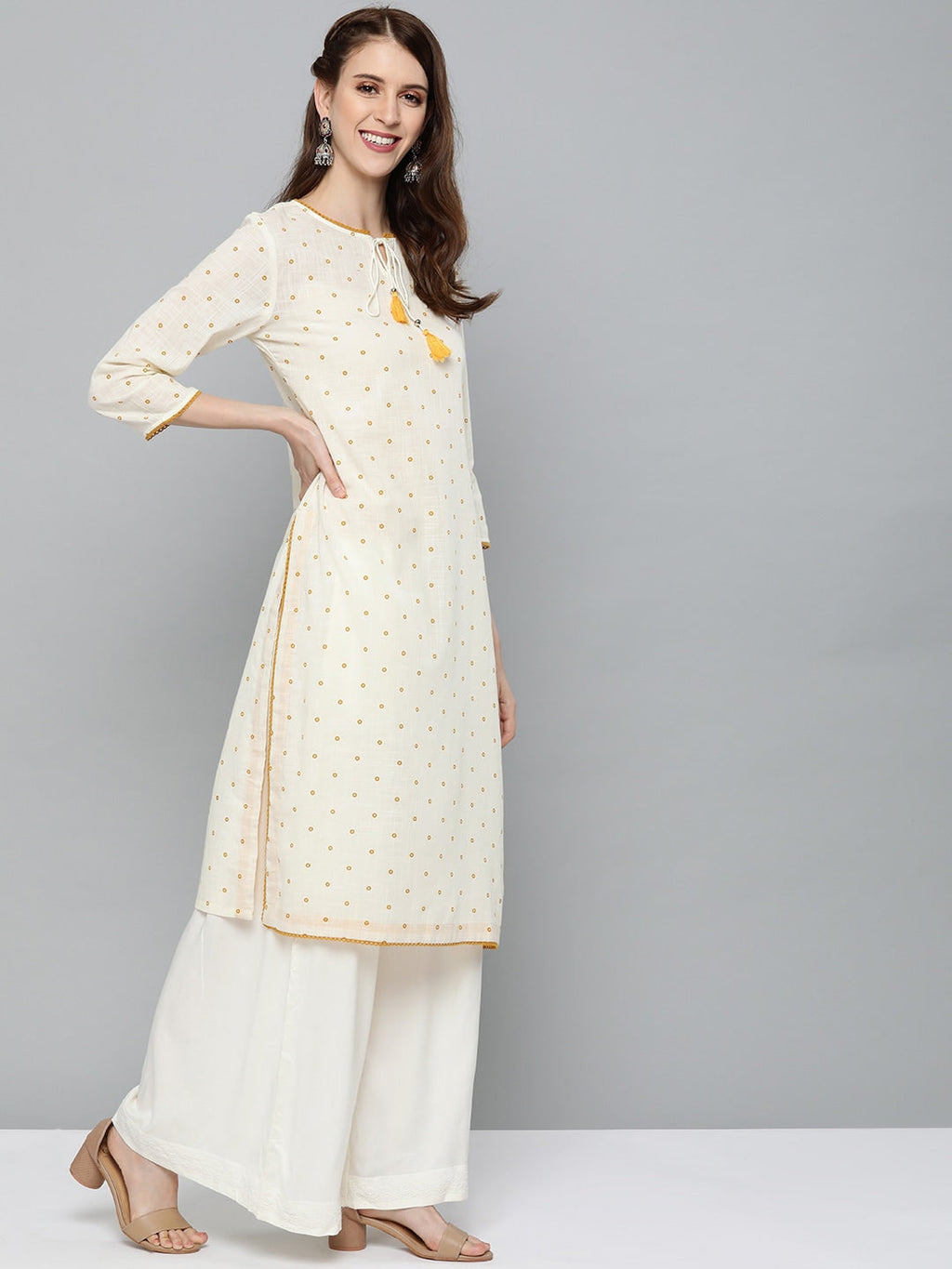 HERE&NOW Women Off-White & Mustard Yellow Geometric Printed Straight Kurta