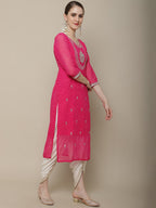 Sangria Women Ethnic Motifs Embroidered Floral Georgette Kurta