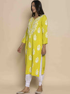 HOUSE OF KARI Floral Embroidered Chikankari Straight Kurta