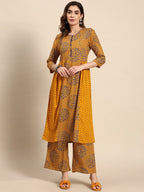 All About You Women Printed Regular Kurta with Palazzos