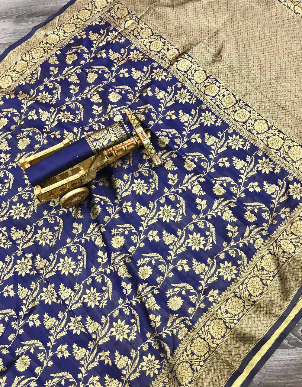 DEIANA'S Beautiful Designer Golden zari Soft Lichi Silk Saree - Blue