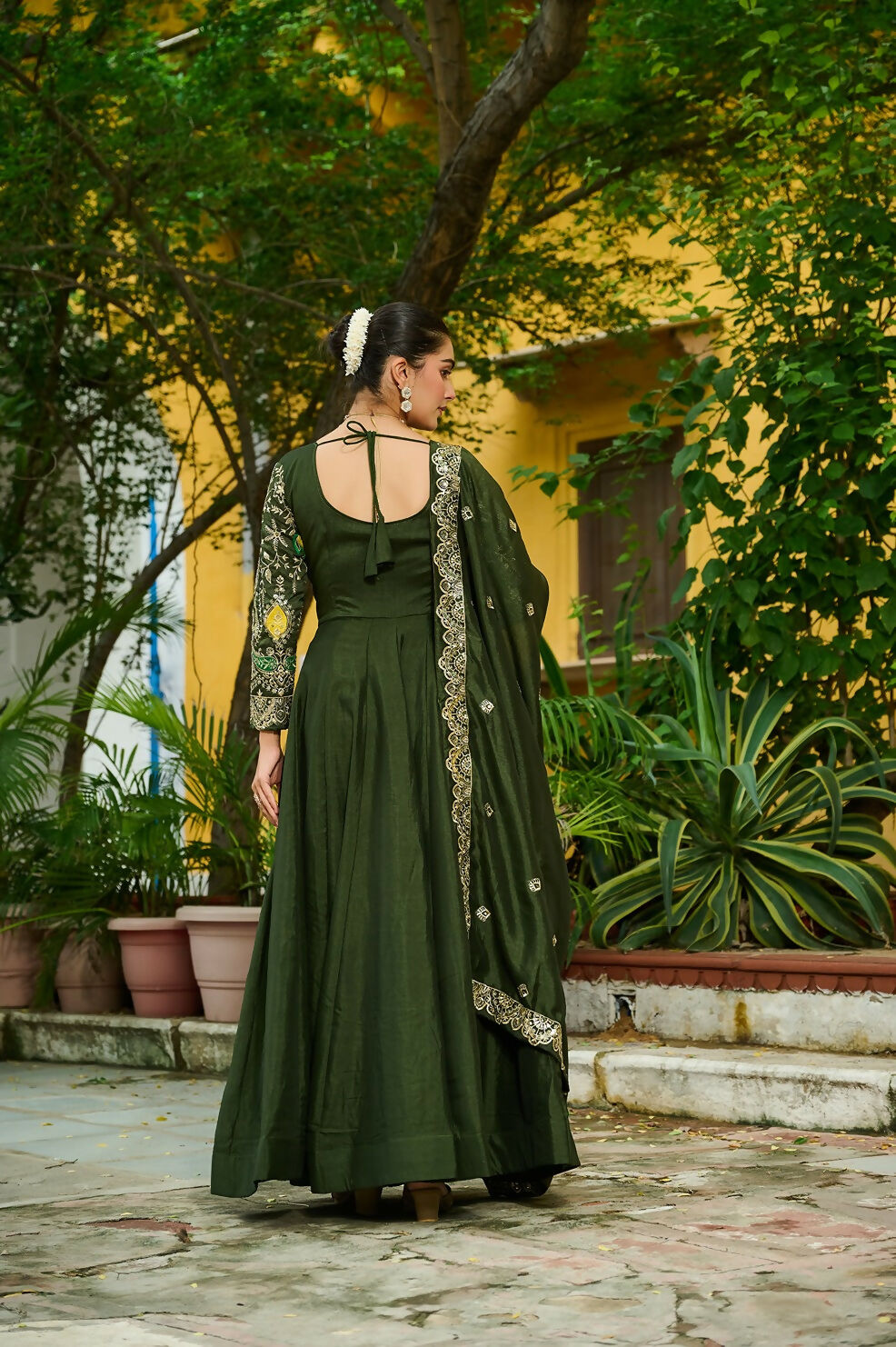 Joban Fashion Green Silk Sequence Embroidery Work Kurta Set - Distacart