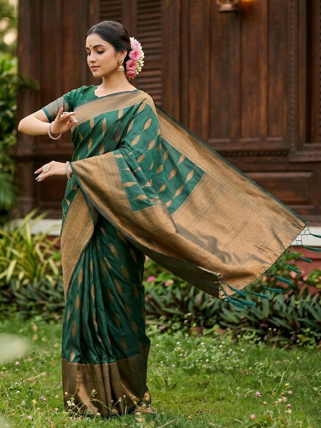 Shree Shyam Fashion Green Silk Blend Saree - Distacart