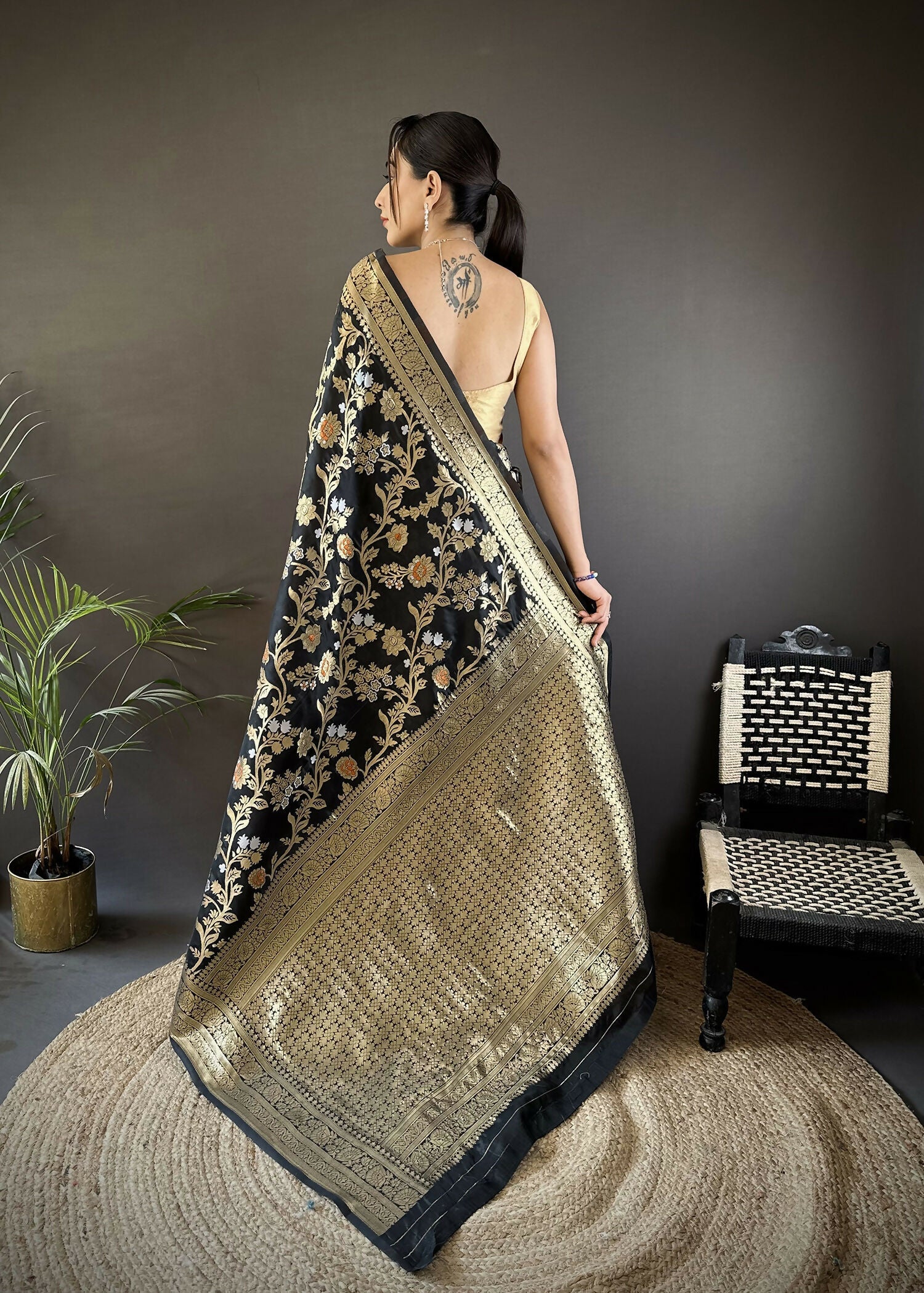 Joban Fashion Black Floral & Ethnic Motifs Design Soft Silk Meenakari Banarasi Saree - Distacart