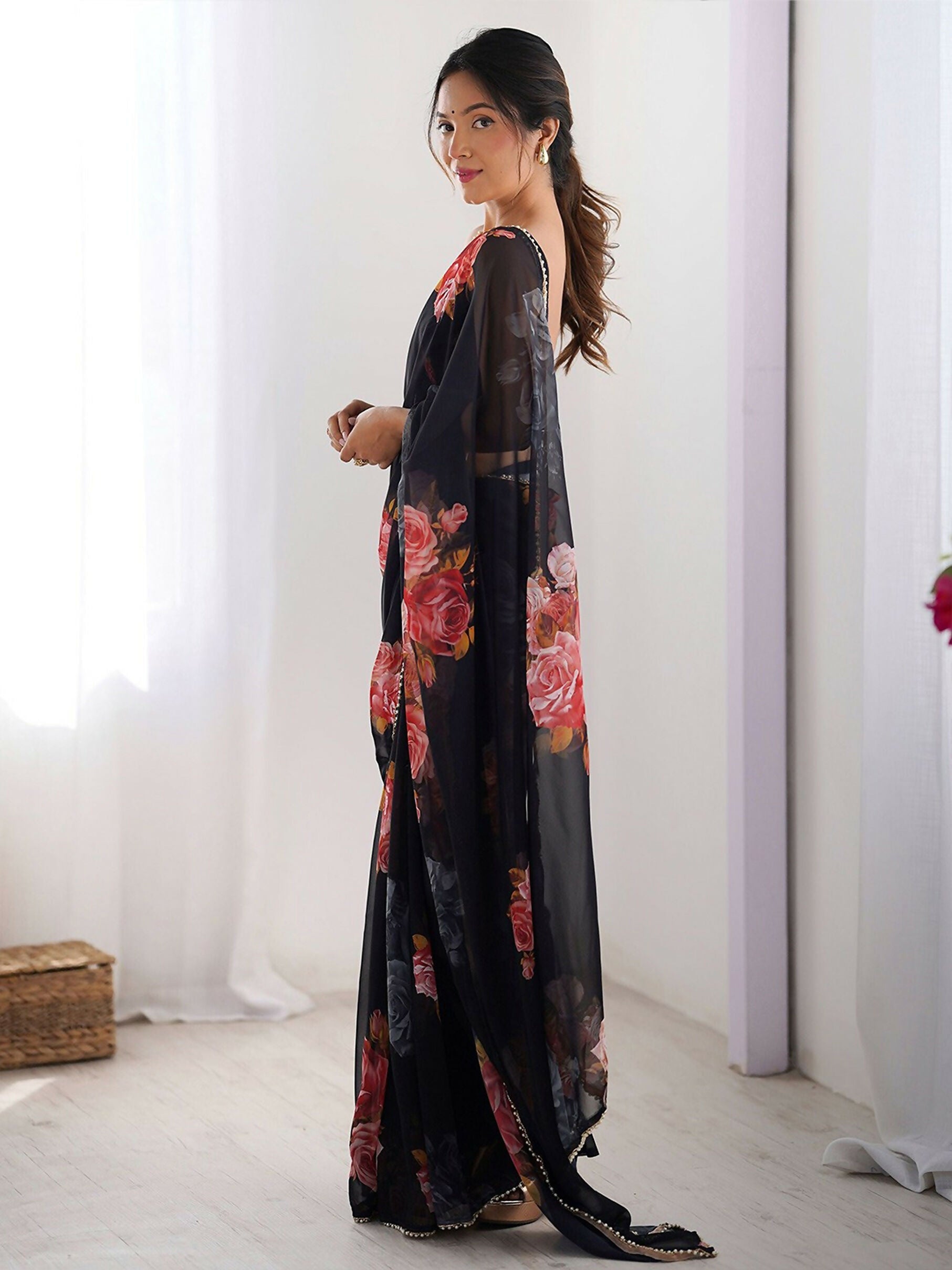 Traditional Partywear Black Georgette Fancy Saree-Pavitra - Distacart
