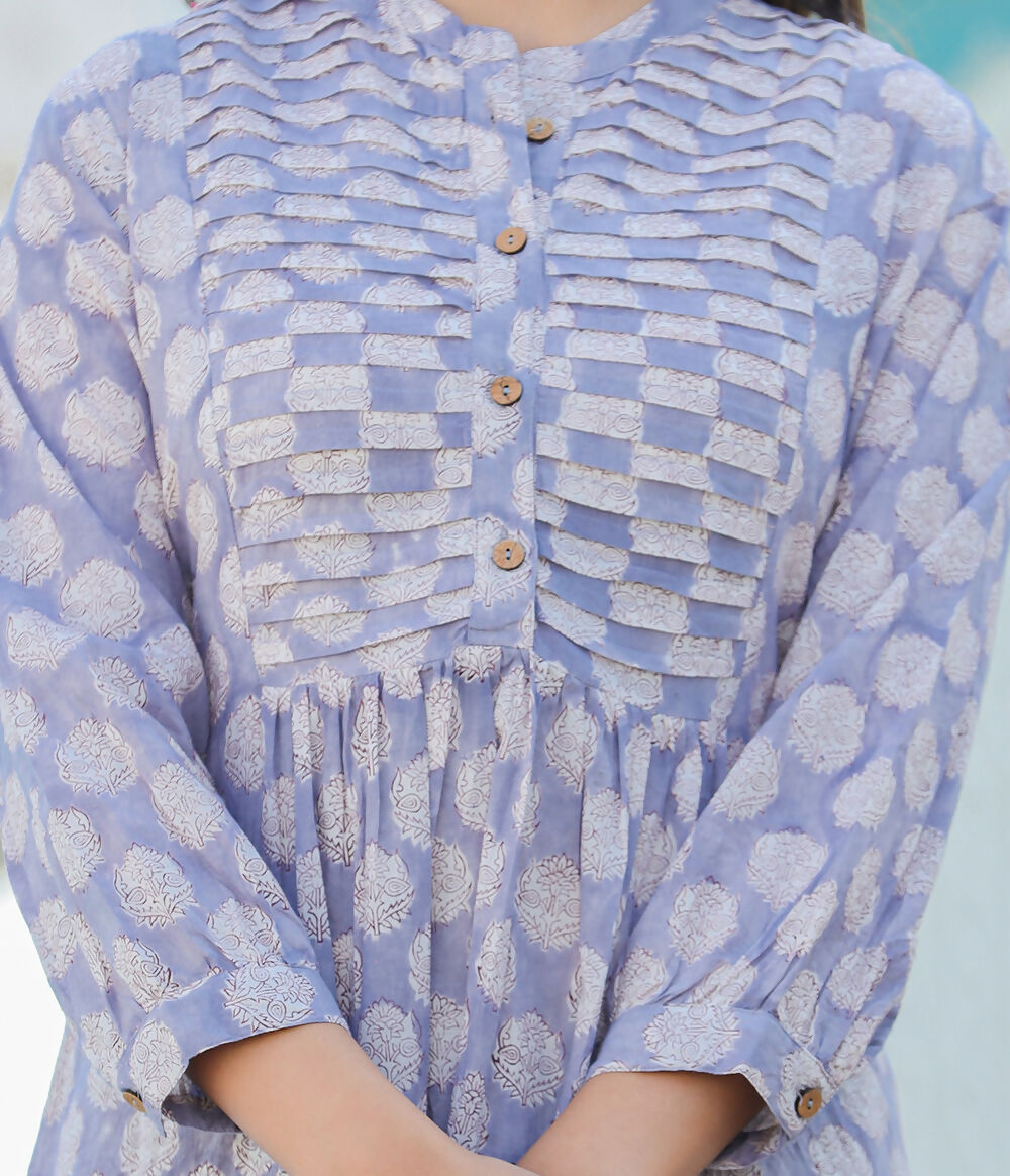 Kaajh Women's Grey Hand Block Printed Cotton Top