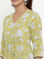 Miravan Women's Cotton Floral Printed Anarkali Kurta