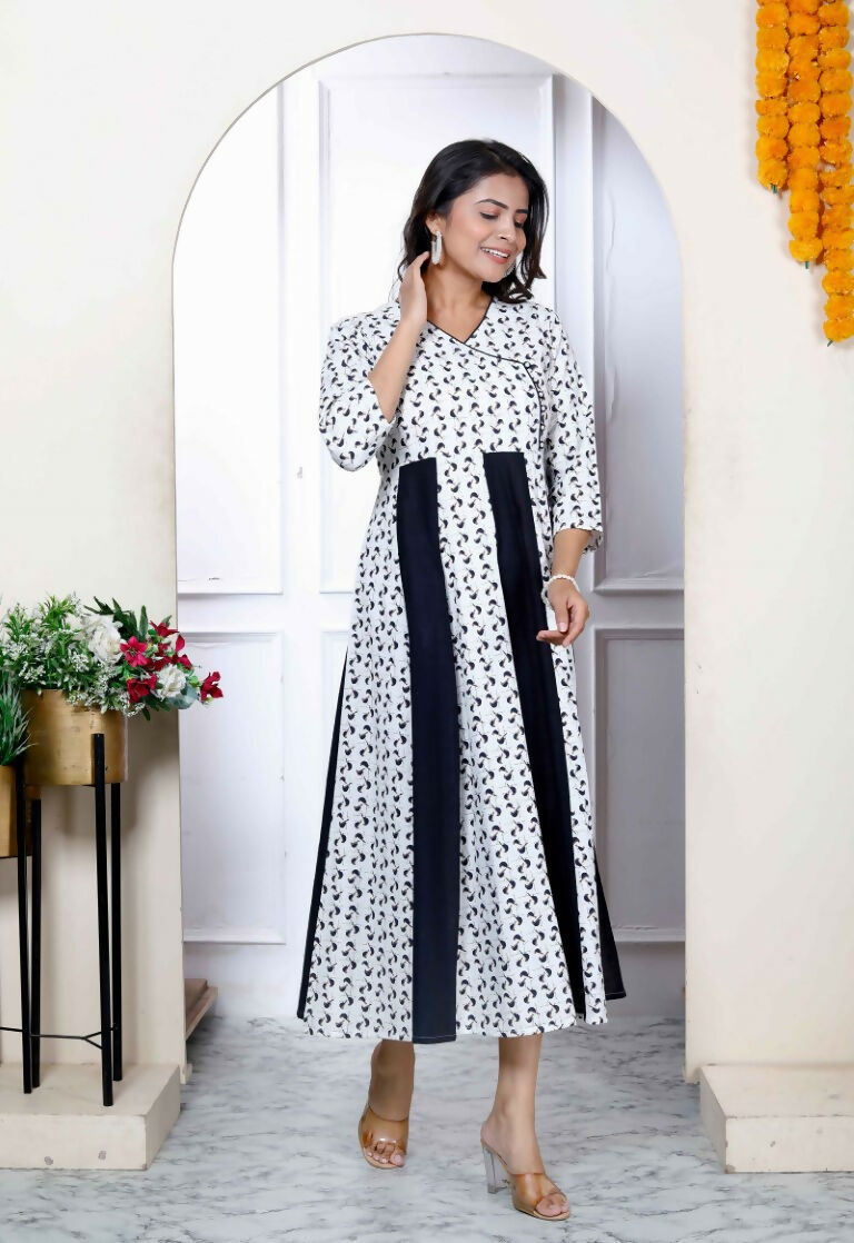 Miravan Women's Cotton White Bird Print Anarkali Kurta