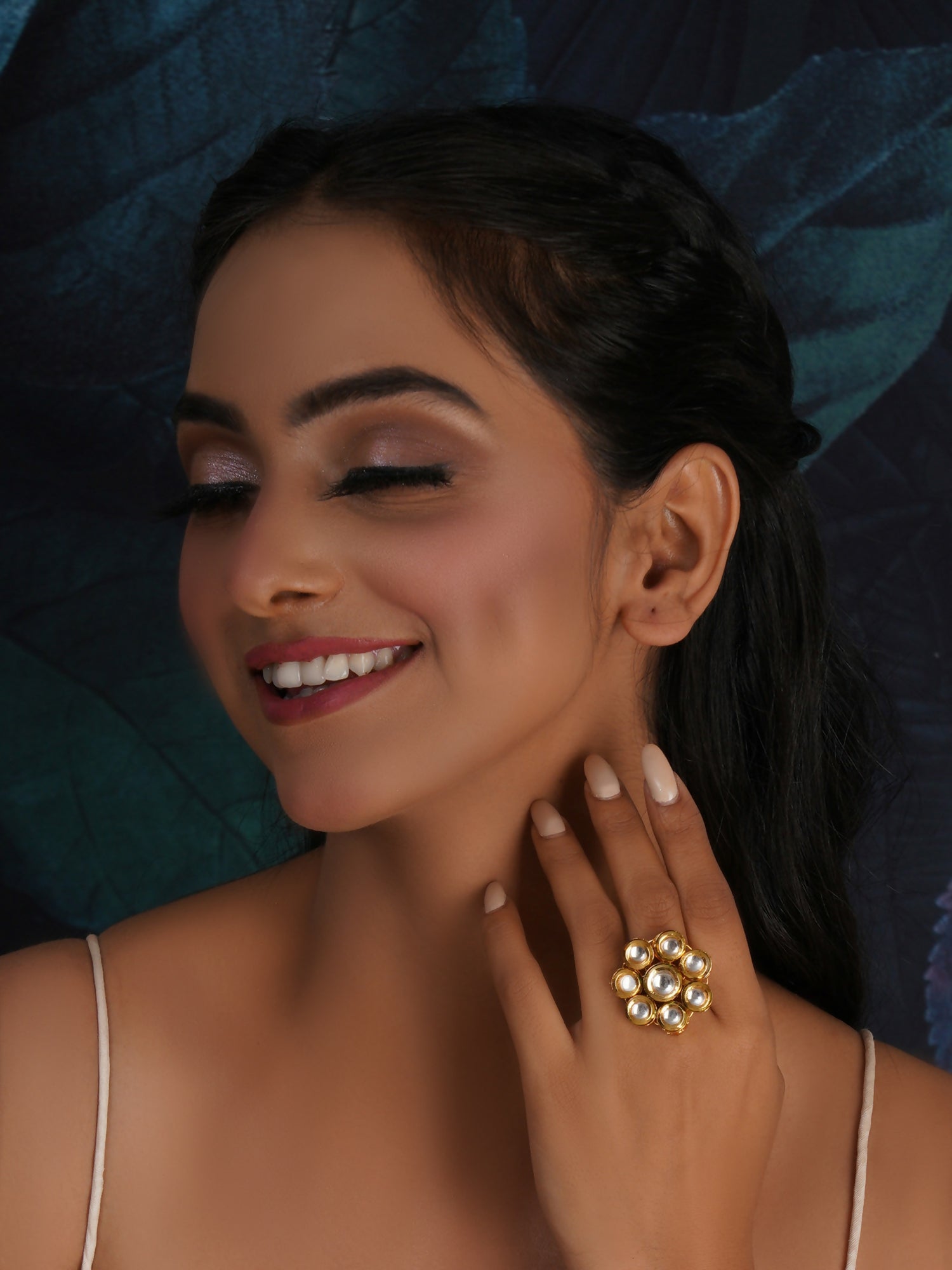 Kundan Flower Ring (gold) - Ruby Raang