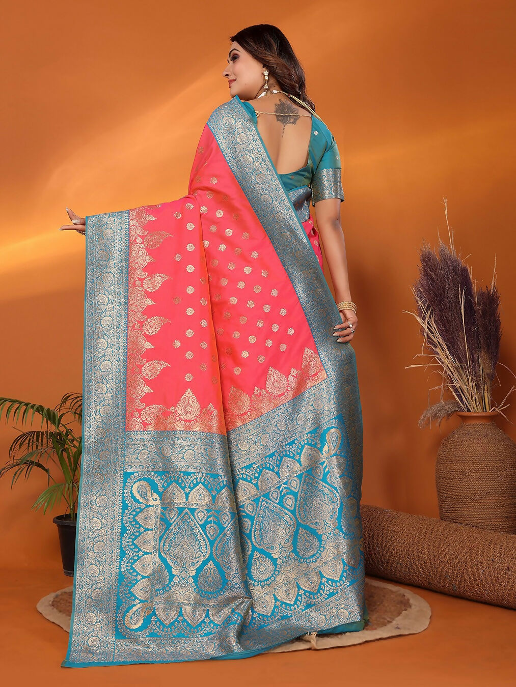 Joban Fashion Banarasi Pink Woven Soft Silk Saree - Distacart