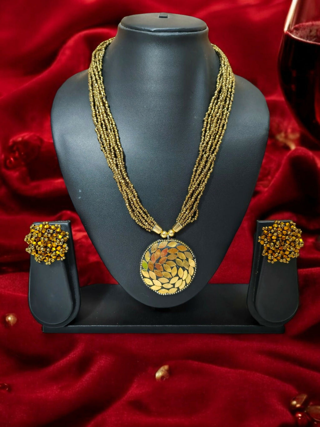 Inhanns All-Day Statement Beaded Necklace Set - Gold