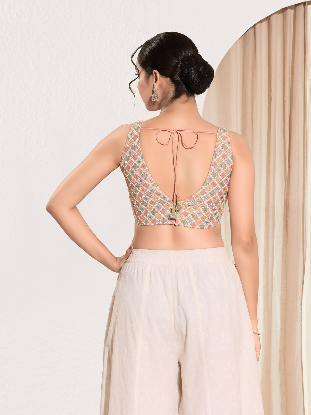 Joban Fashion Peach Jacquard Padded Blouse With V Neck Sleeveless - Distacart