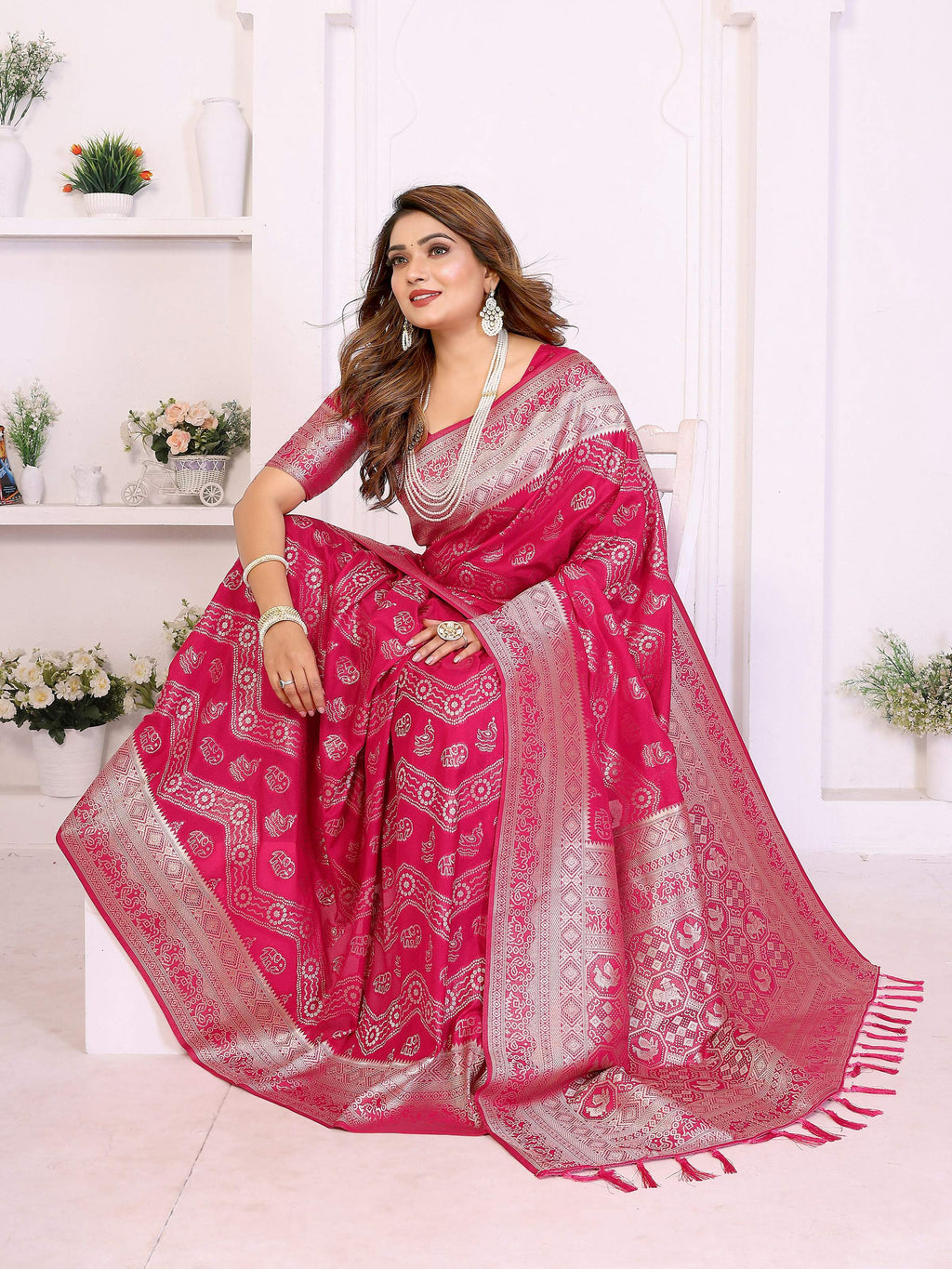 Aastha Fashion Magenta Georgette Silk Leheriya With Elegant Zari Weaving Saree - Distacart