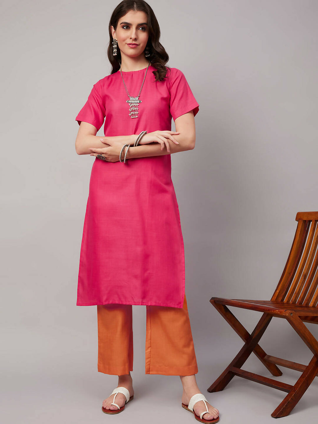 Pink Polyester solid Kurta with Palazzos - Vishwa
