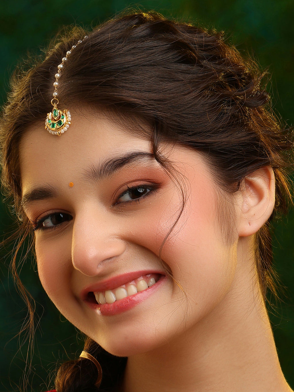 Ruby Raang Sundari Maang Tikka - Distacart
