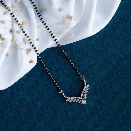 Joban Fashion Women White Ad Mangalsutra