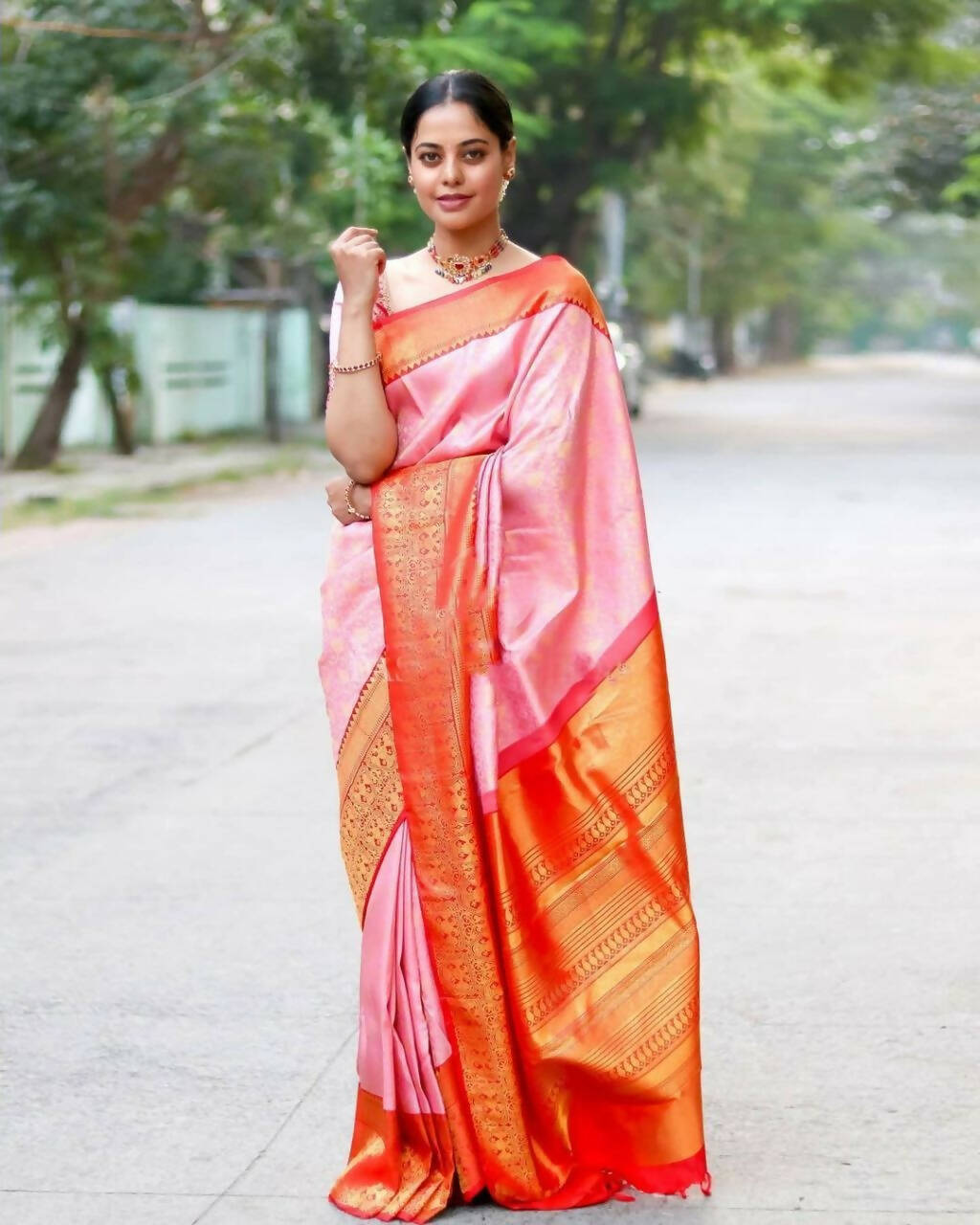 DEIANA'S Beautiful Designer Golden zari Soft Lichi Silk Saree - Peach