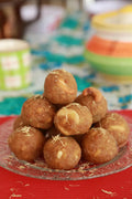 Sattur Mittai Kadai Ghee laddu - Distacart