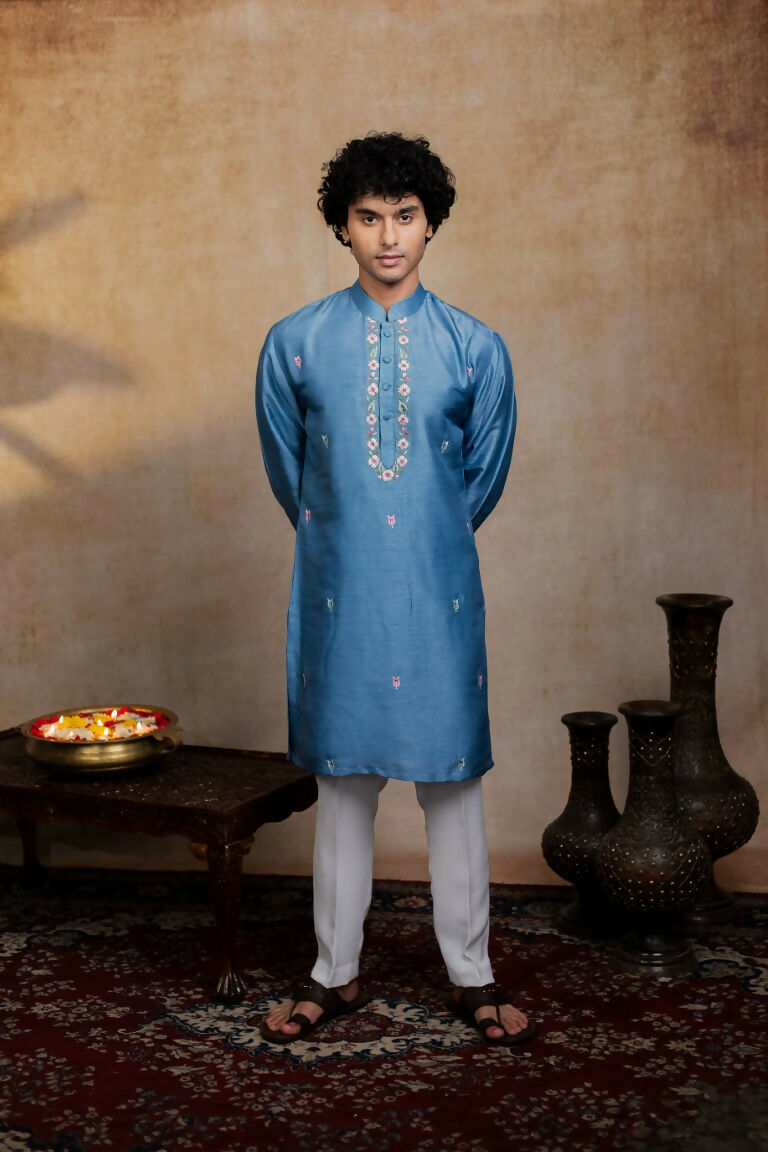 Falling Raw Silk Blue Varnika Kurta Set By Hilo Design