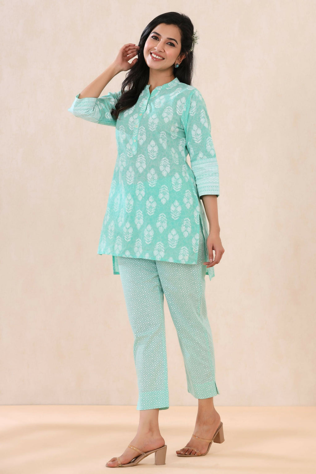 Juniper Mint Geometric Printed Pure Cotton Straight Fit Pants