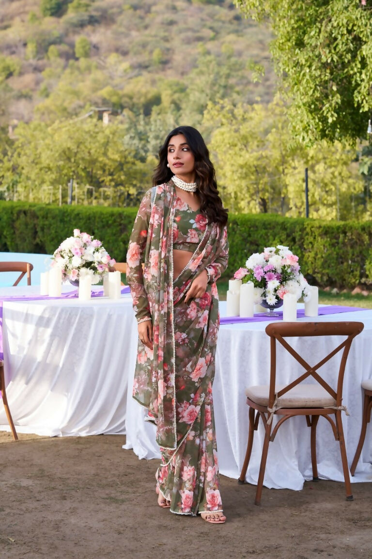 Vastranavya Mehendi Weightless Marble Printed & Pearl Lace Border Saree with Unstitched Blouse