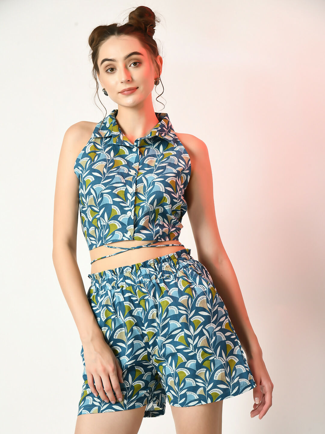 Myshka Women's Blue Printed Top With Shorts