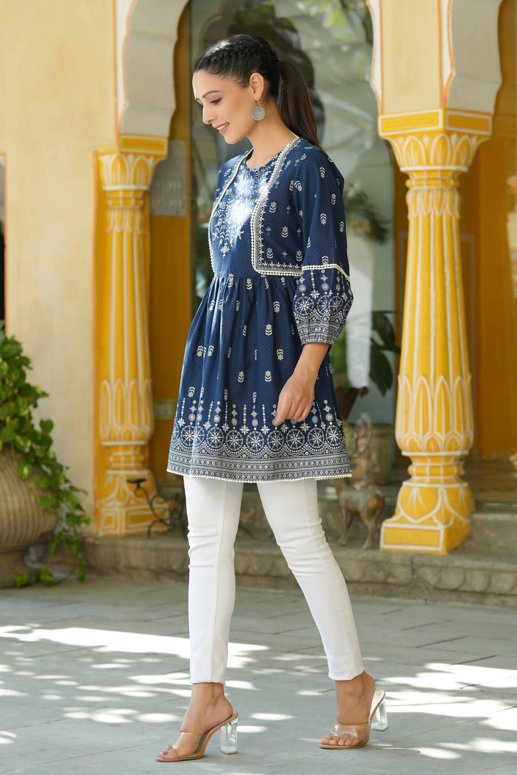 Juniper Women's Indigo Cambric Placement Printed Tunic - Distacart