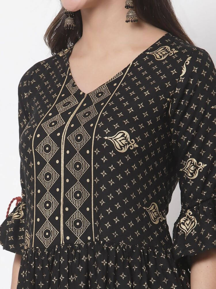 Myshka Women's Black Rayon Printed 3/4 Sleeve V Neck Casual Dress