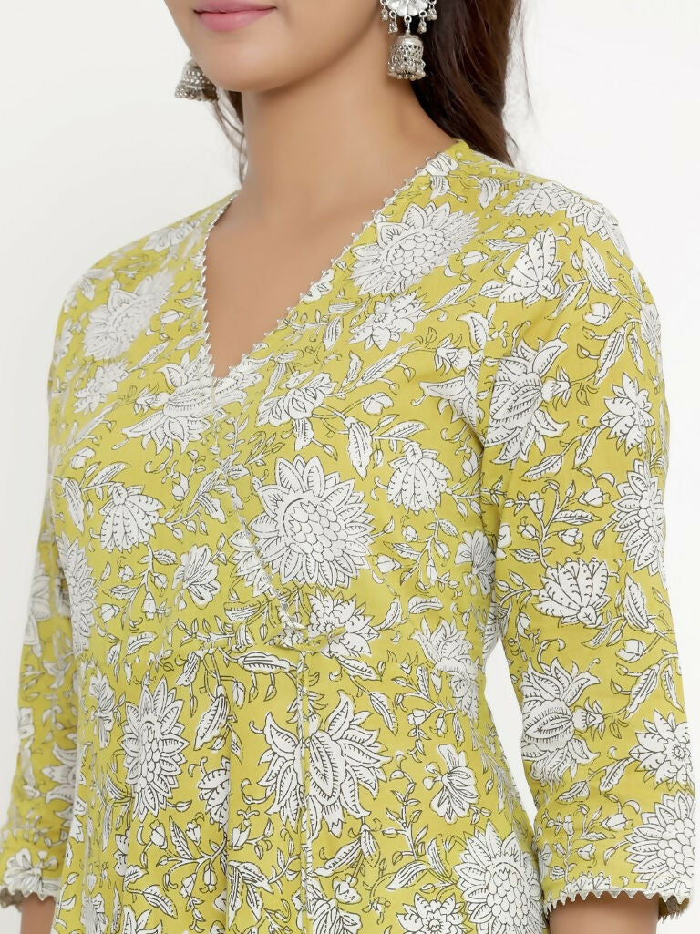 Miravan Women's Cotton Floral Print Anarkali Kurta With Dupatta