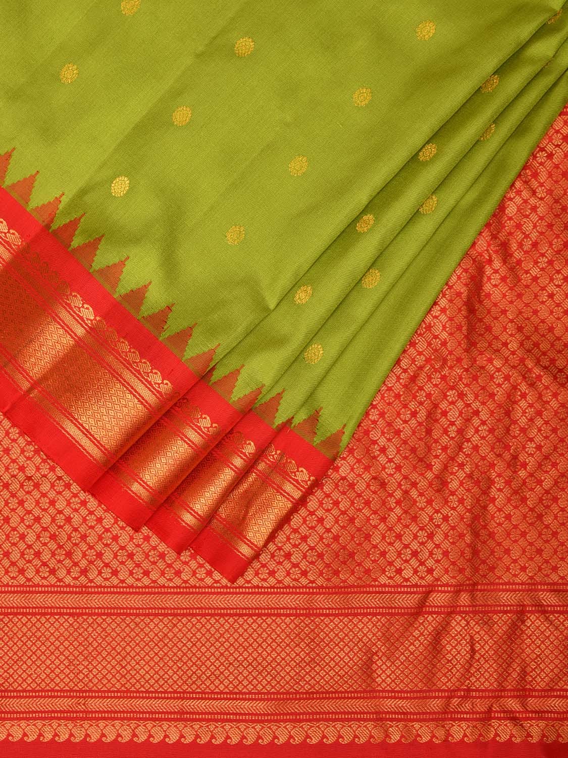 Green and Red Gadwal Silk Handloom Saree with Mango Pallu Design - Global Threads