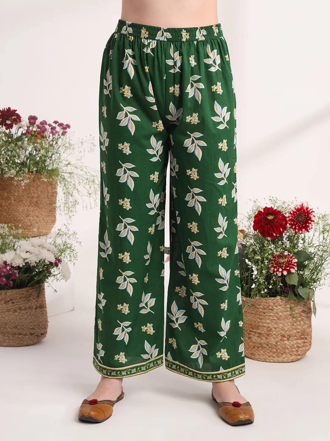 Yufta Green Floral Print A-Line Kurta Trouser And Dupatta Set - Distacart