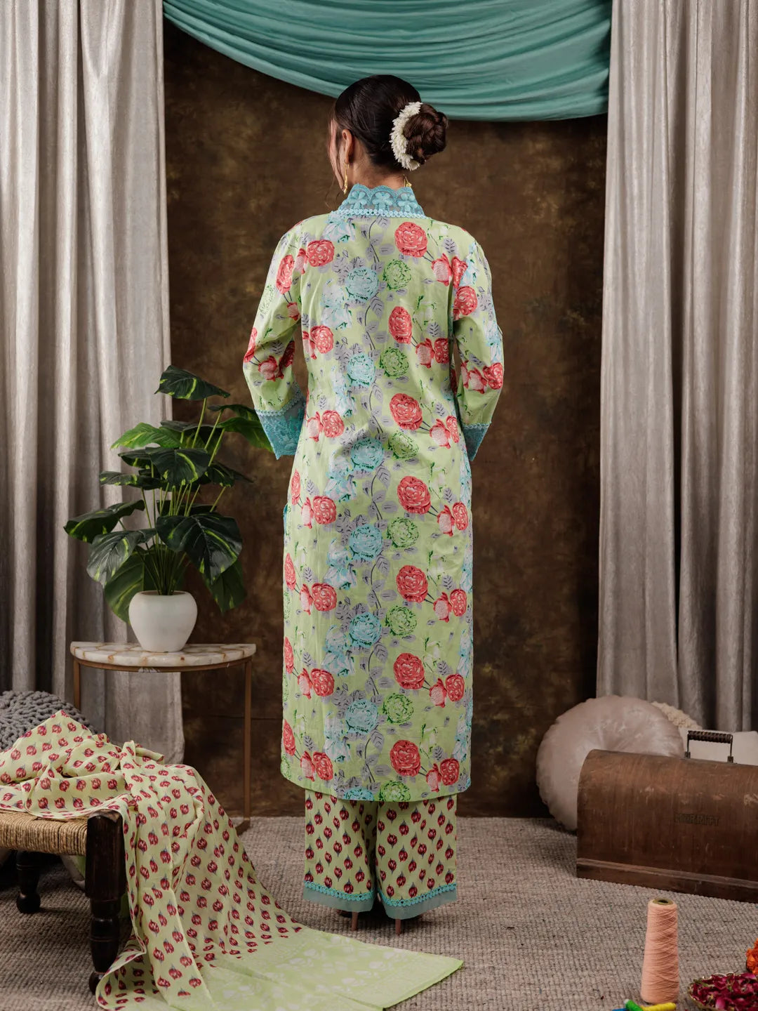 Yufta Green Floral Print Pure Cotton Beads Straight Kurta Dupatta Set With Lace Detailing