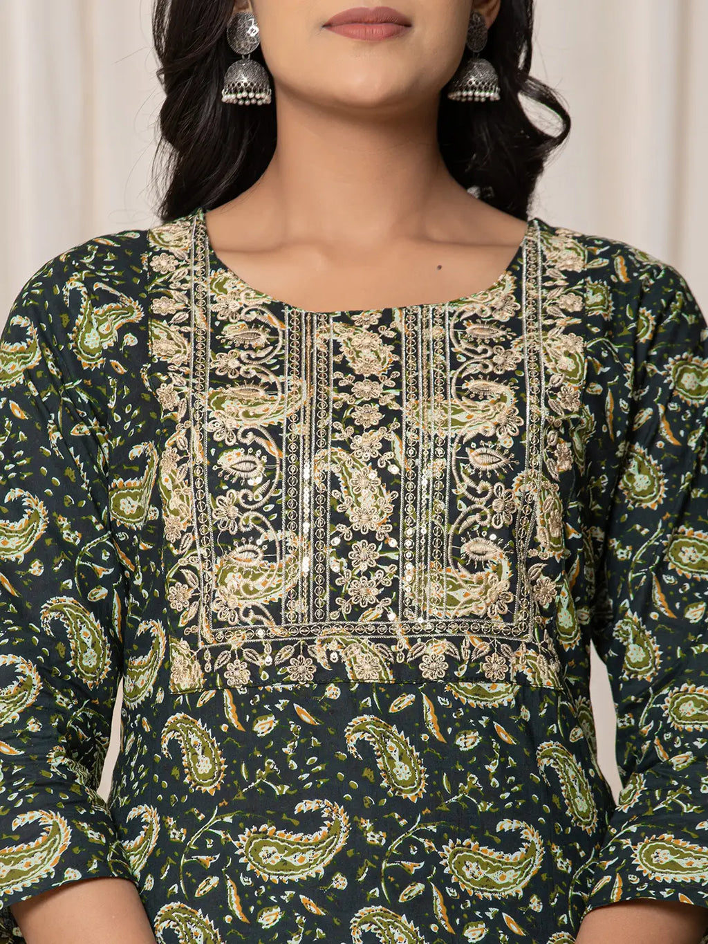 Yufta Green Paisley Pure Cotton Straight Kurta And Trouser With Dupatta Set