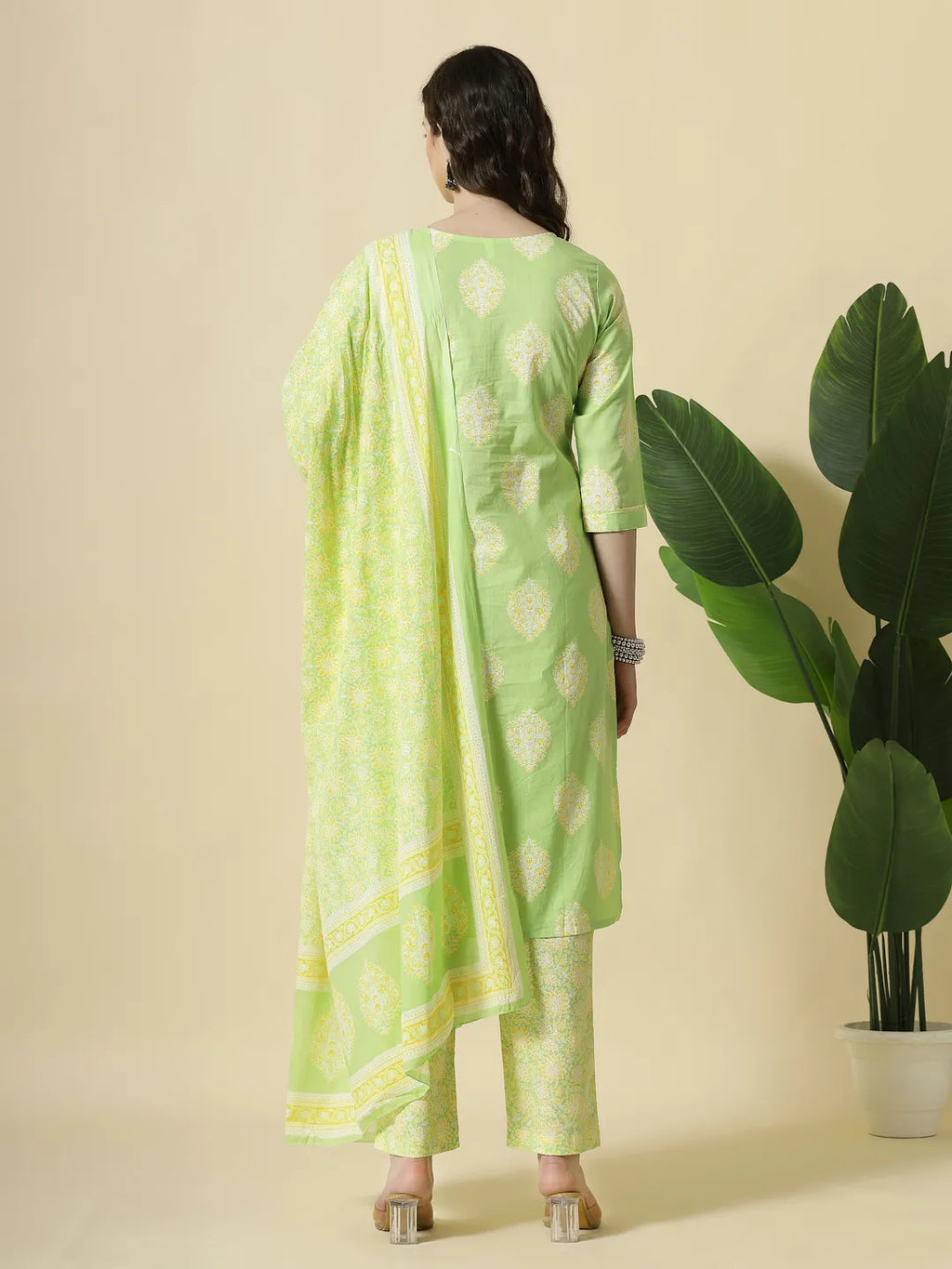Yufta Green Pure Cotton Floral PrintThreadWork Kurta Dupatta Pant Set