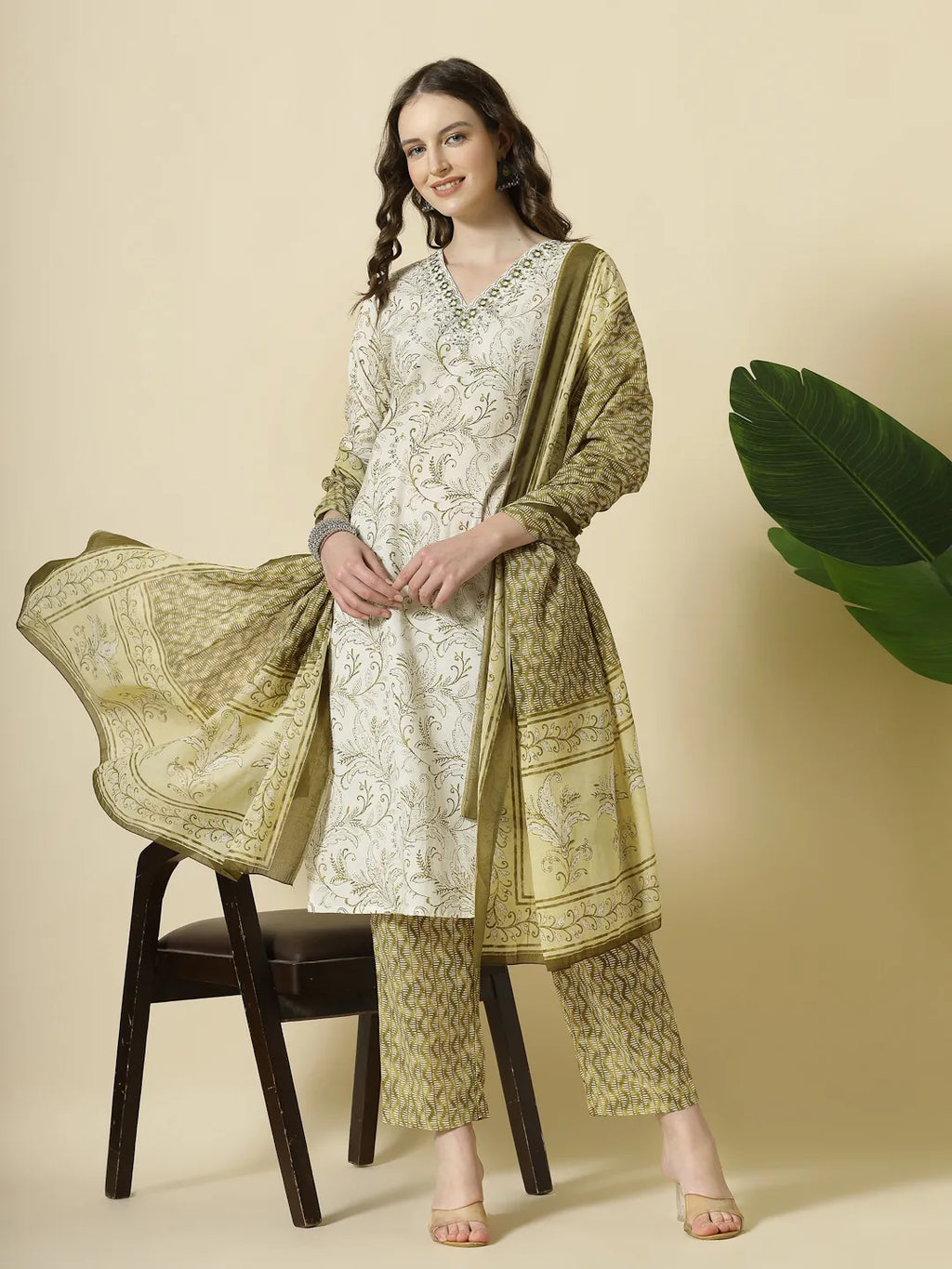 Yufta Green Pure Cotton Paisley Thread Work Kurta Dupatta Pant Set - Distacart