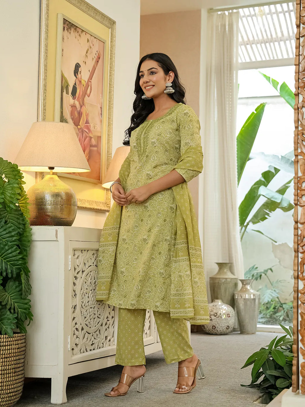 Yufta Green Pure Cotton Thread Work Sequins Work Kurta Dupatta Pant Set - Distacart