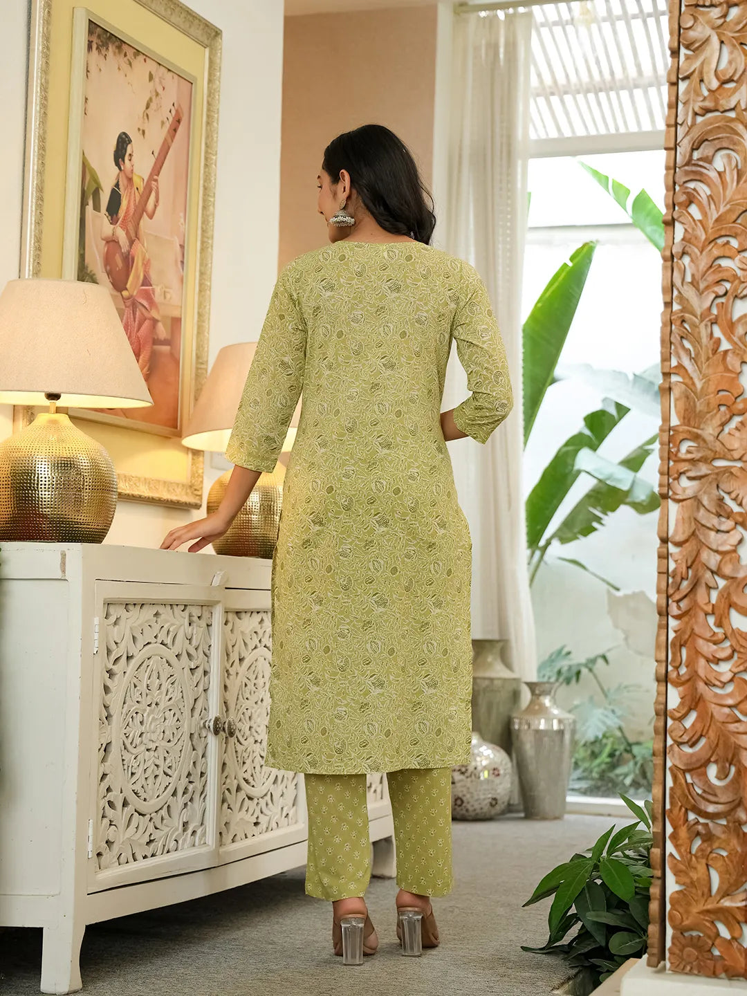 Yufta Green Pure Cotton Thread Work Sequins Work Kurta Dupatta Pant Set - Distacart