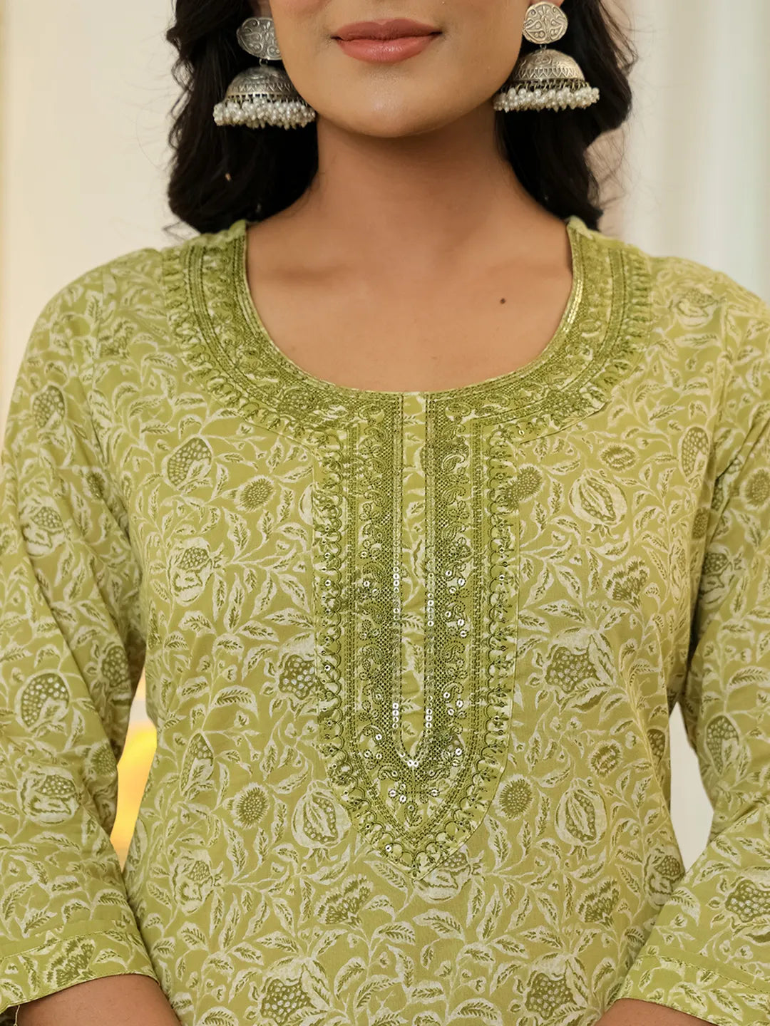 Yufta Green Pure Cotton Thread Work Sequins Work Kurta Dupatta Pant Set - Distacart