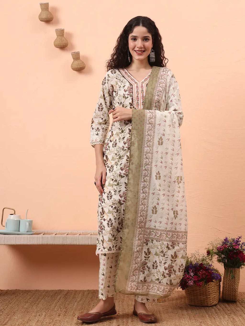 Yufta Green Straight Thared Work Kurta Trouser Dupatta Set - Distacart