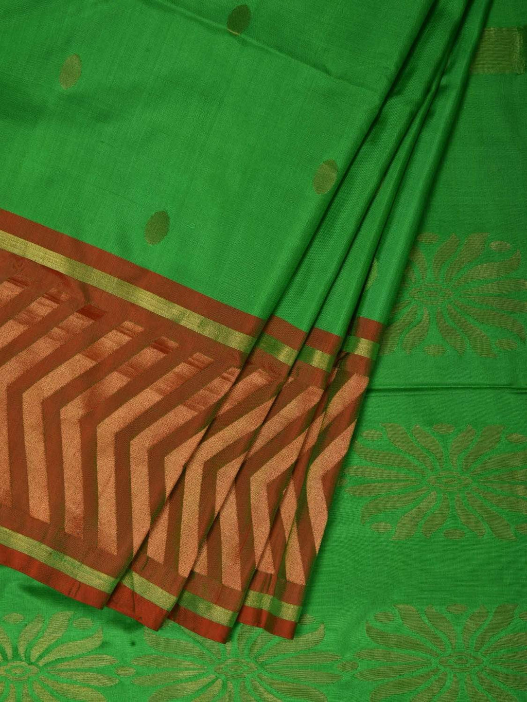Green Uppada Silk Handloom Saree with Border Design - Global Threads
