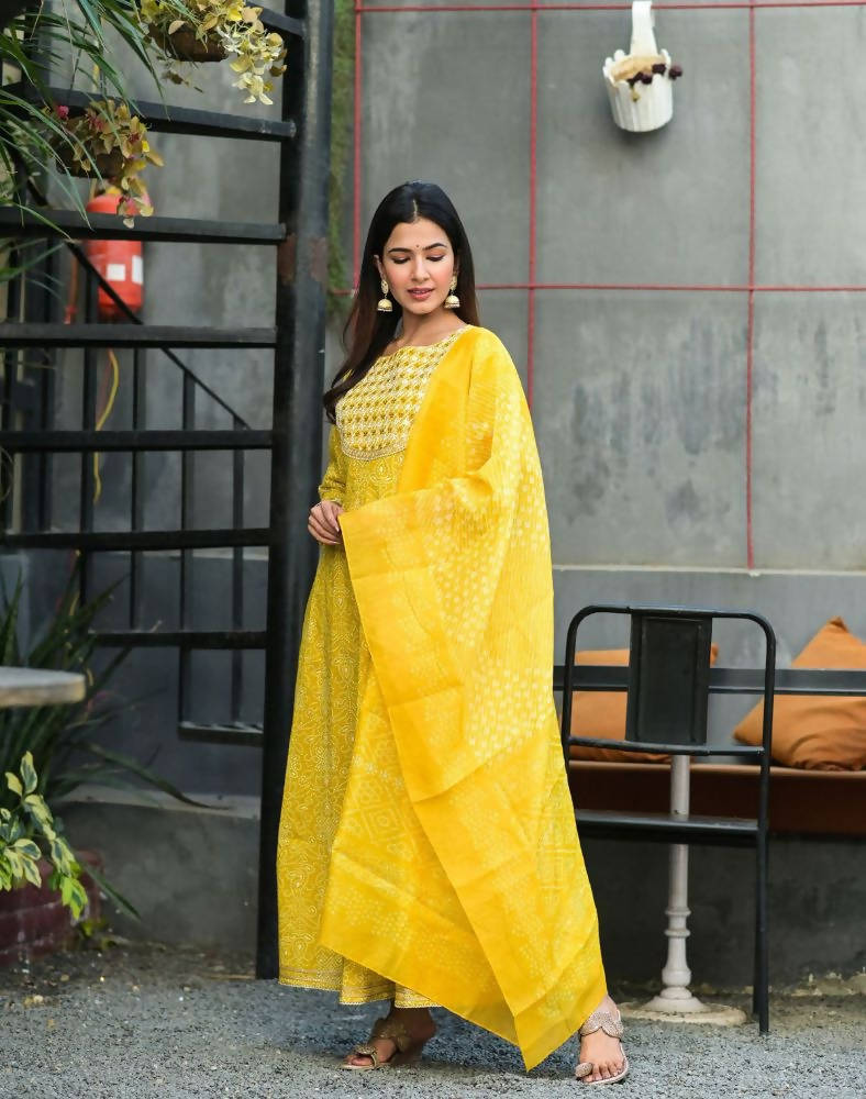 Yufta Women Yellow Handblock Printed Kurti And Trouser With Dupatta