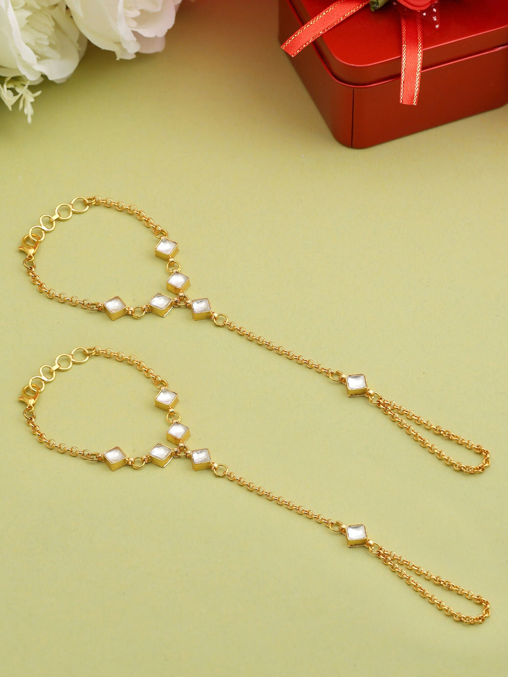 Ruby Raang Kundan Haath Phool - Distacart
