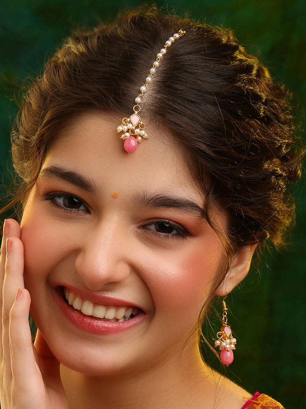 Ruby Raang Mannat Maang Tikka With Pair Of Earrings - Distacart