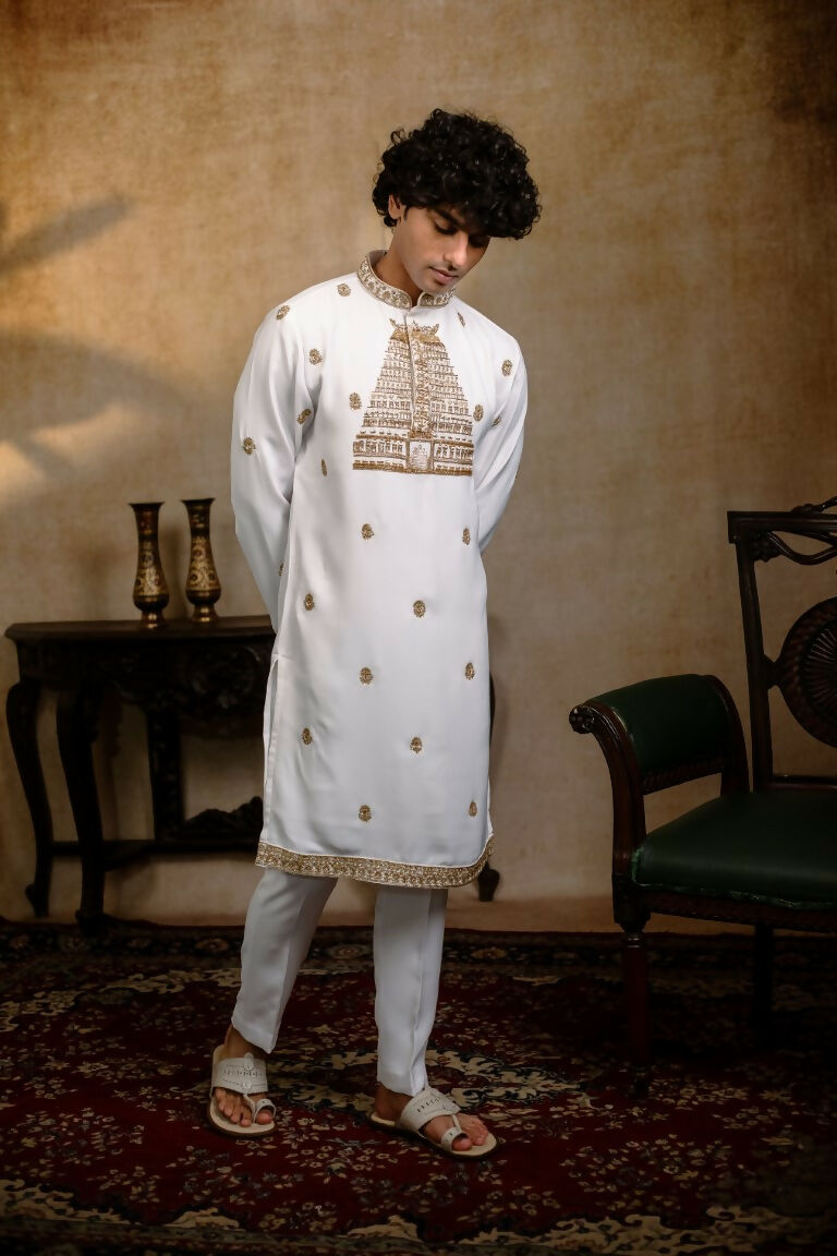 Falling Raw Silk White Devalaya Kurta By Hilo Design