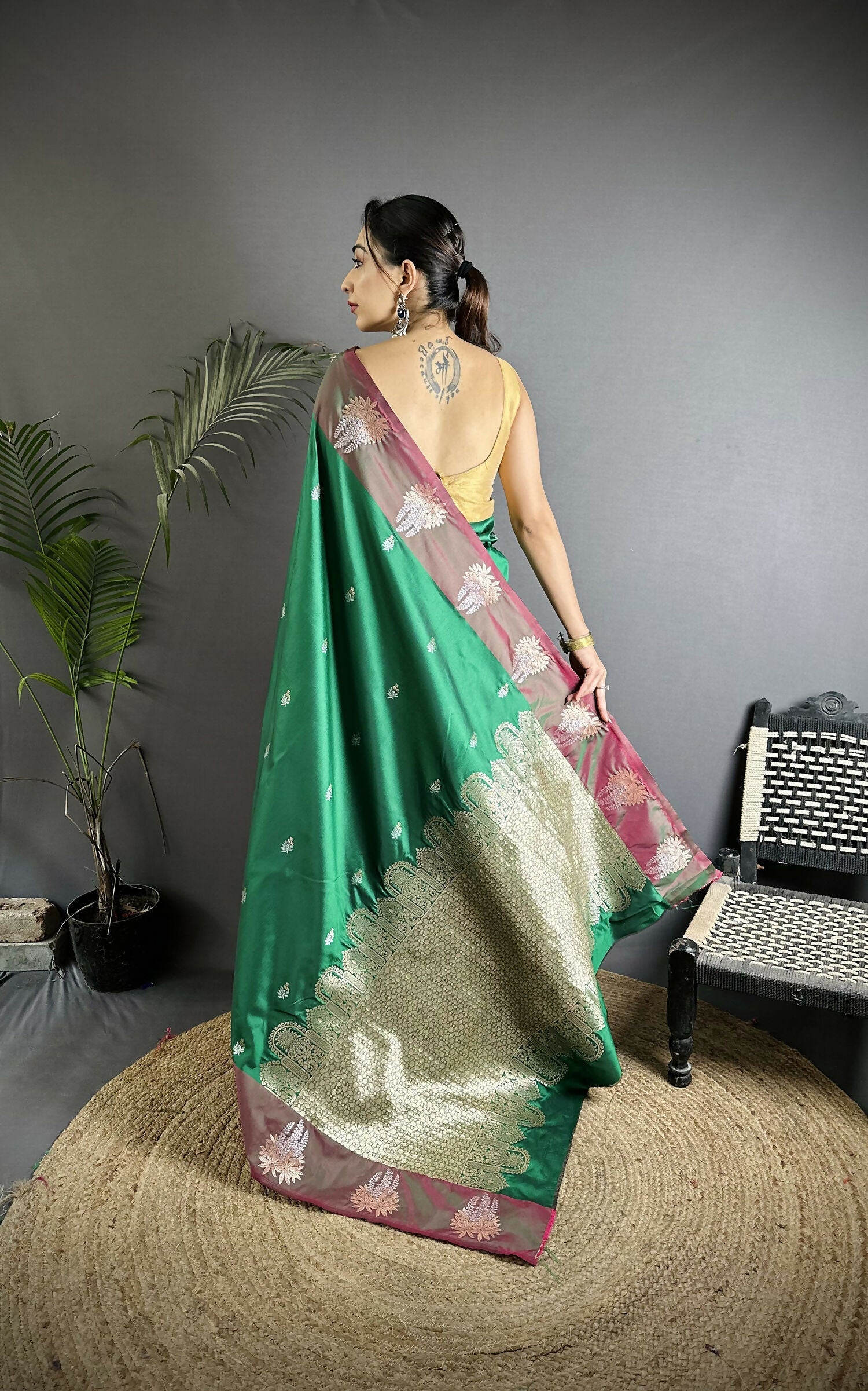 Joban Fashion Green Small Butti Soft Silk Banarasi Saree - Distacart