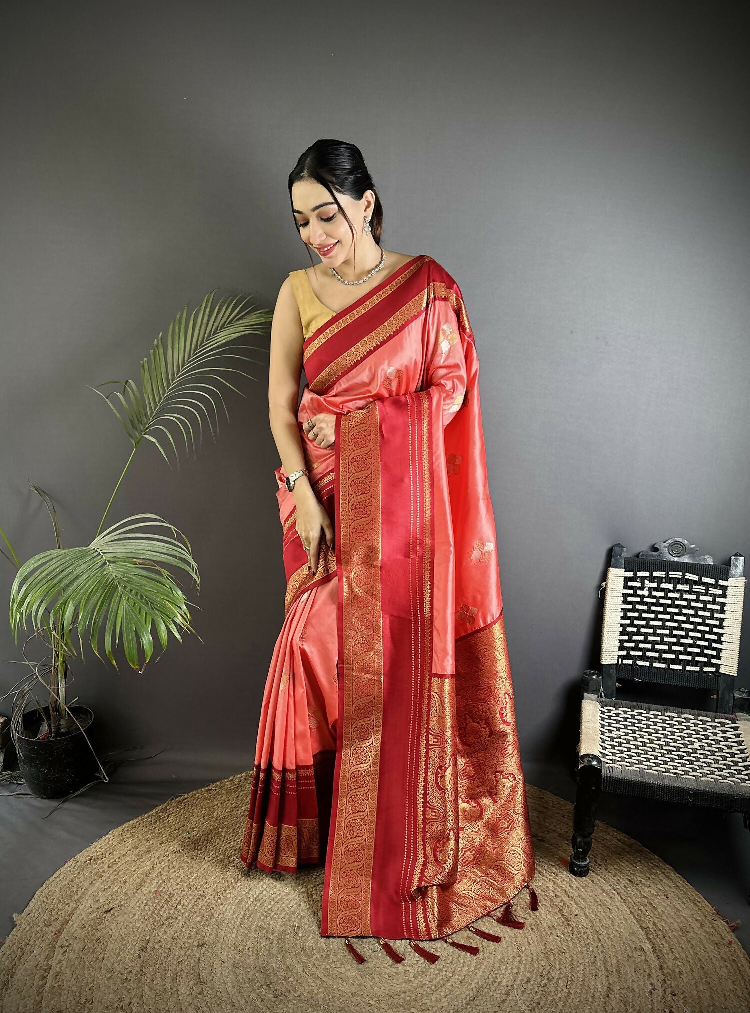 Joban Fashion Salmon Pink Banarasi Soft Silk Woven Saree - Distacart