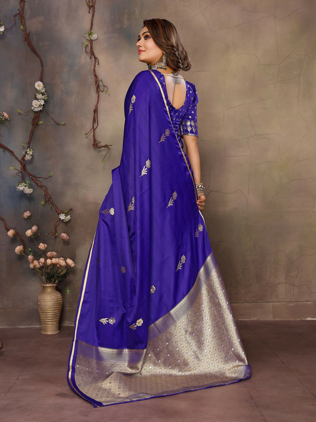 Joban Fashion Indigo Blue Floral & Botanical Motifs Satin Silk Banarasi Silk Saree - Distacart