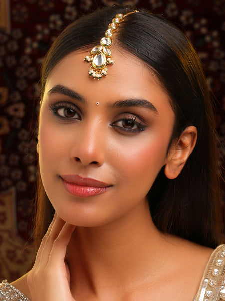 Ruby Raang Roshni Maang Tikka