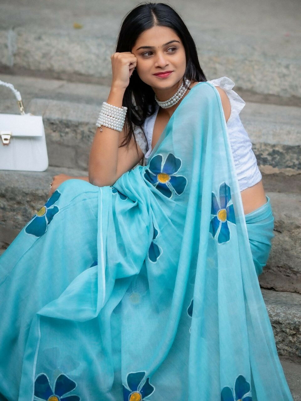 Prime Volt Women's Sky Blue Floral Digital Print Soft Linen Saree With Blouse - Distacart